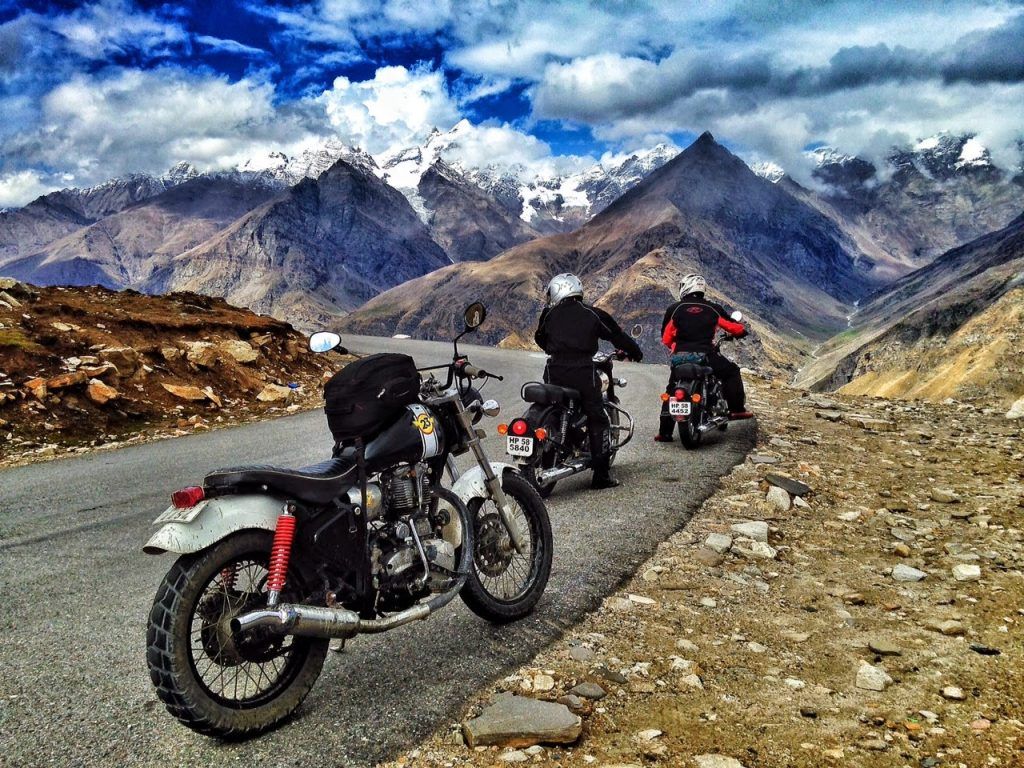leh ladakh bike tour packages from chandigarh